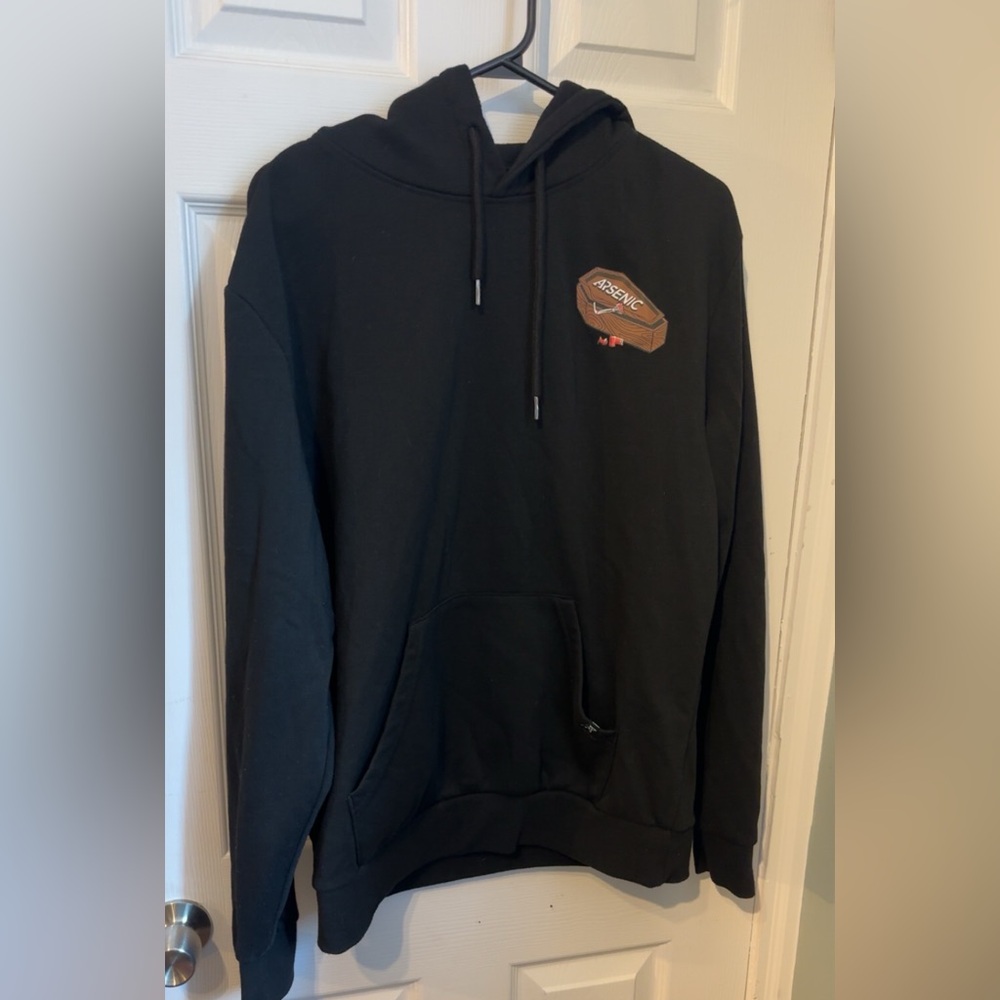 Arsenic hooded sweater black size medium Halloween coffin logo pouch drawstring